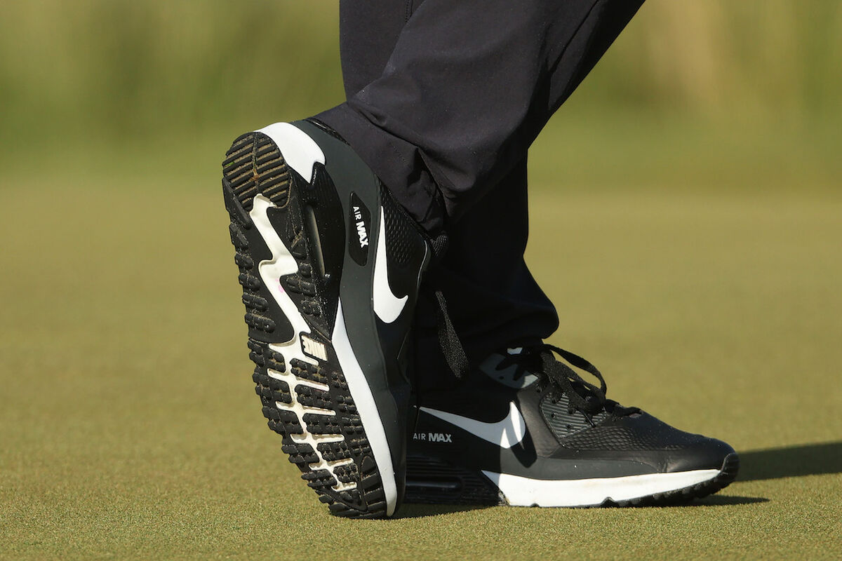 Golf Accessories & Equipment. Nike.com