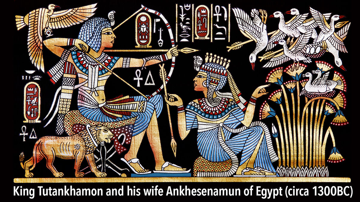Example of monarchy King Tutankhamon of Egypt