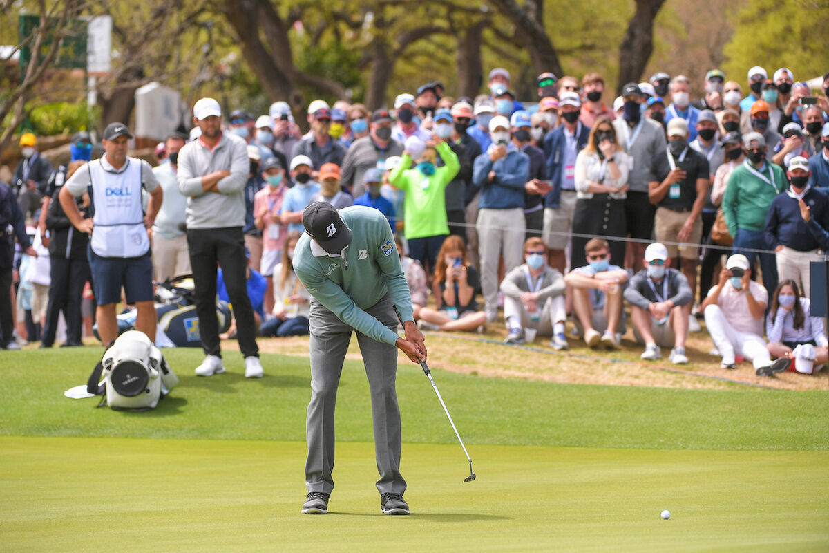 Matt Kuchar arm-lock putting