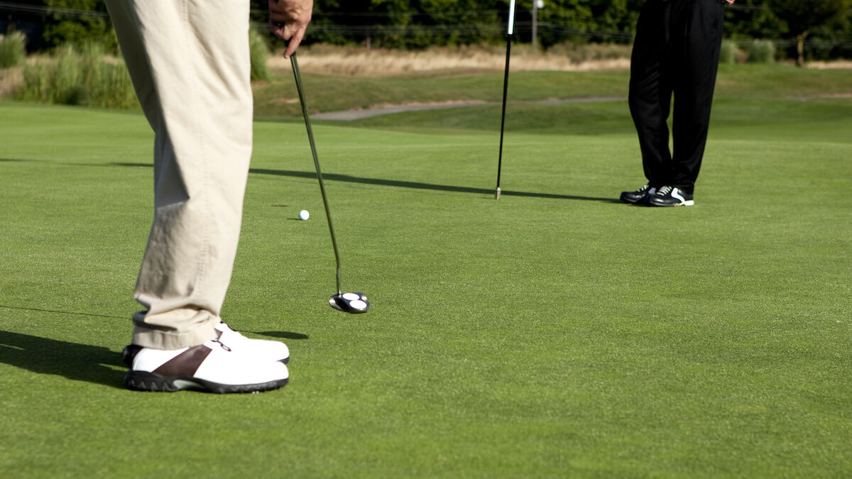 Golf pants with deals slits at the bottom