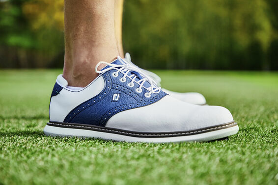 FootJoy Traditions lifestyle image