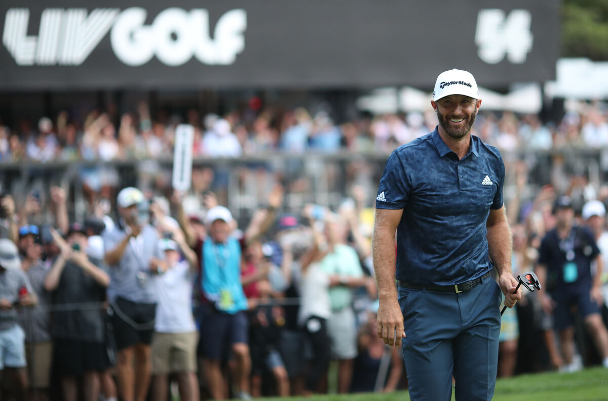 Dustin Johnson smiles on his way to $35 million-plus in LIV earnings in 2022