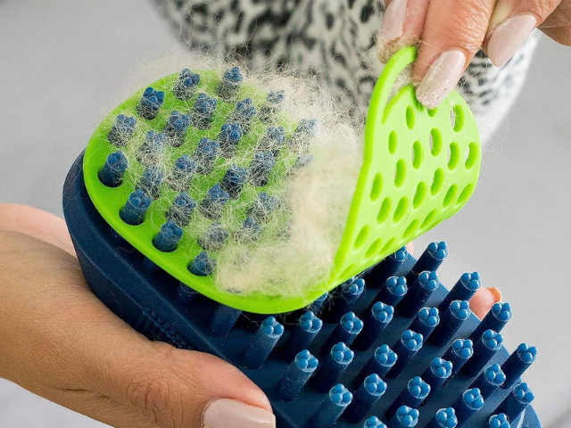 Pet hair brush with removable screen