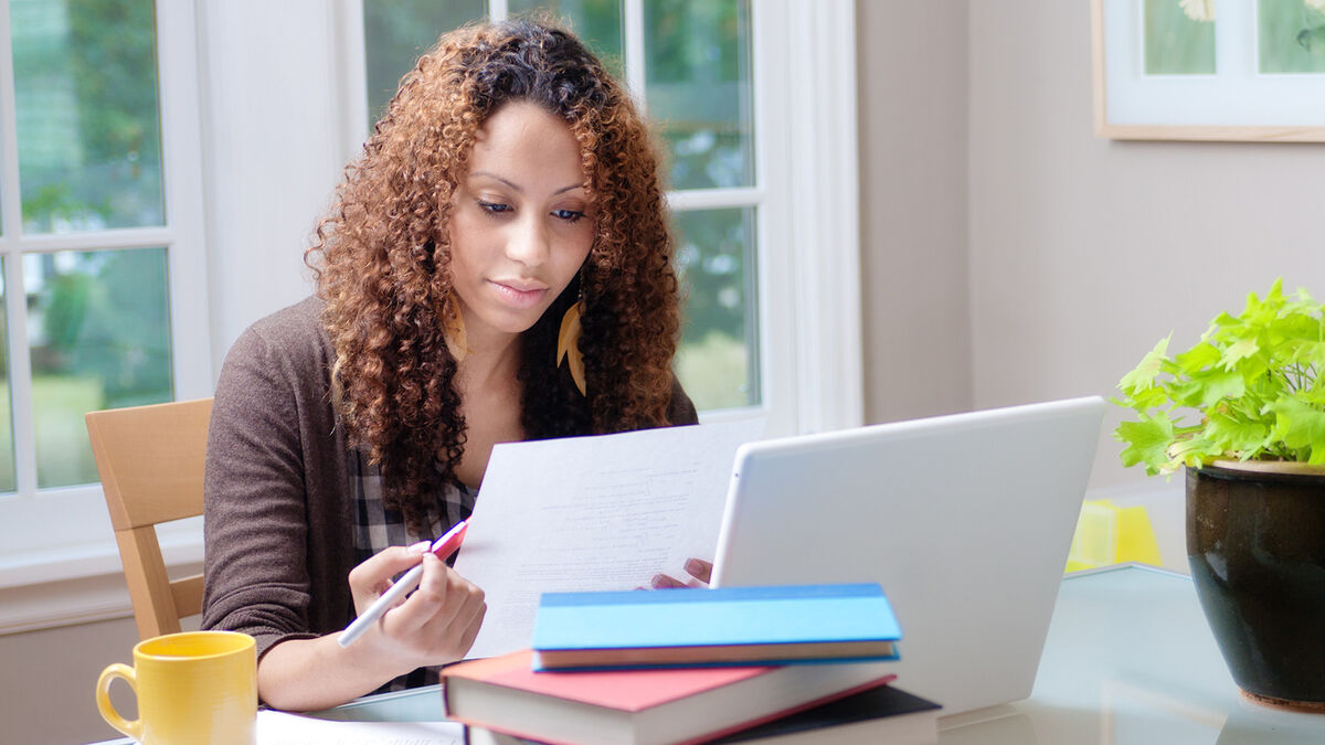 woman using latin abbreviations in academic writing