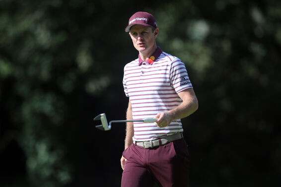 Justin Rose using an Axis1 Zero Torque putter