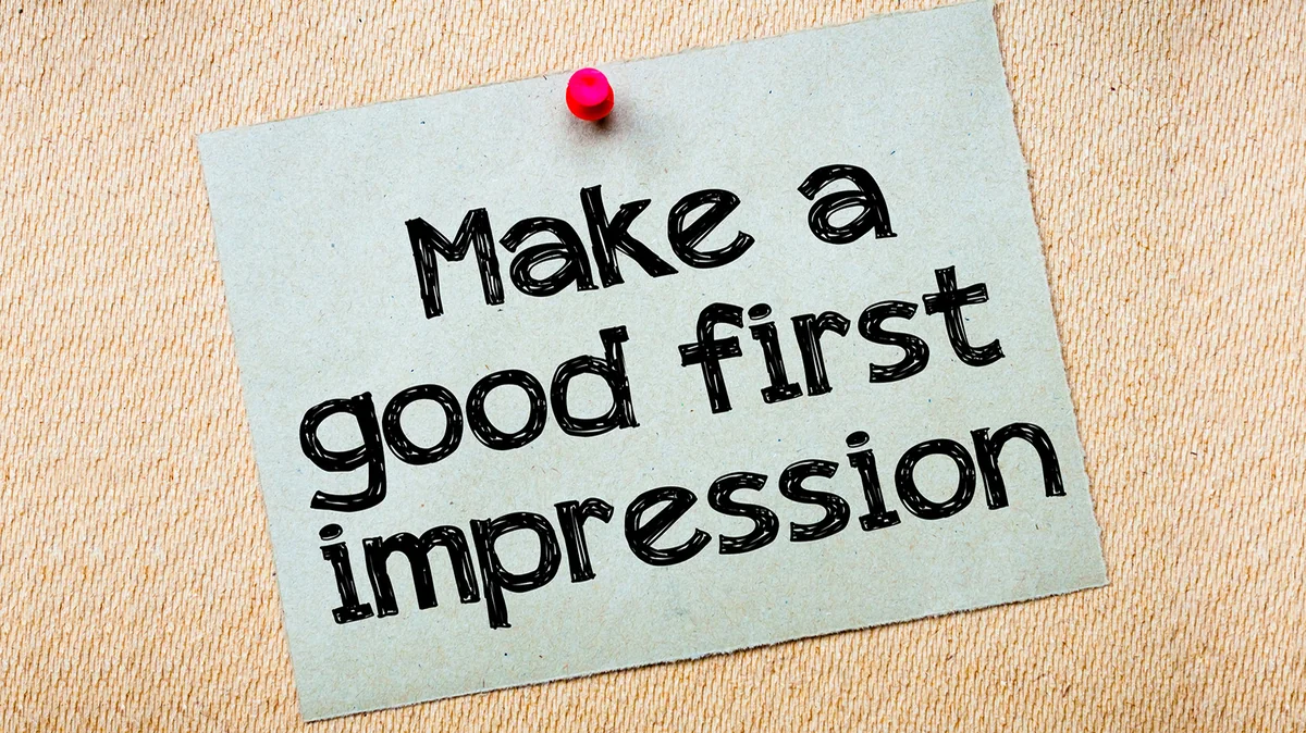 Virtual receptionists can help you8 startup business build a good first impression.