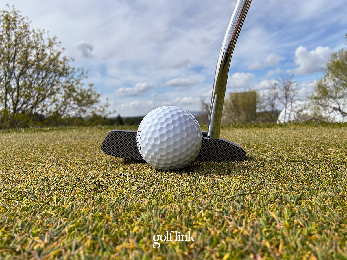 Killer Golf putter during GolfLink testing