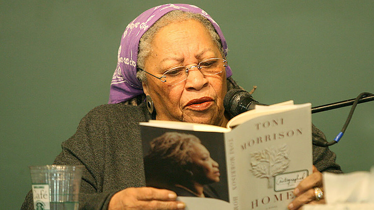 Toni Morrison reading her book Home