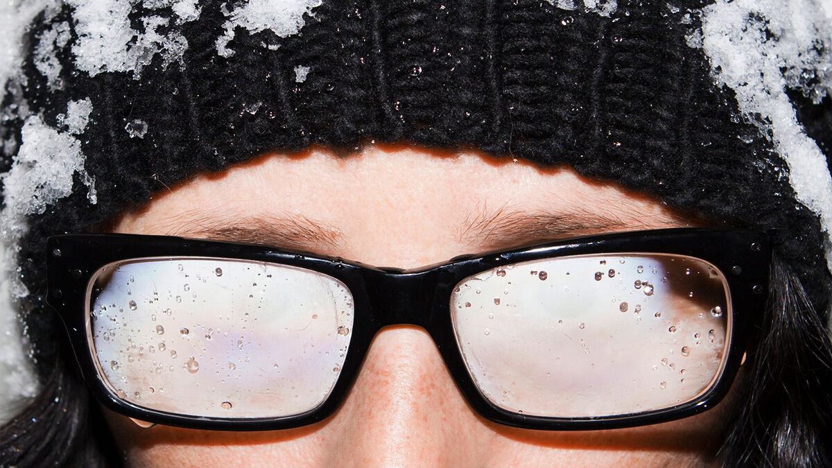 condensation on eyeglasses