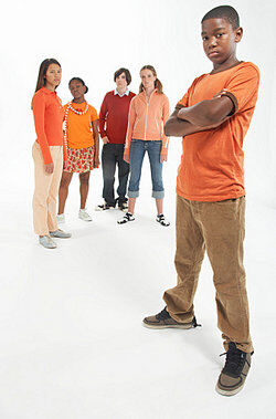 Teenagers standing together as examples of identity diffusion