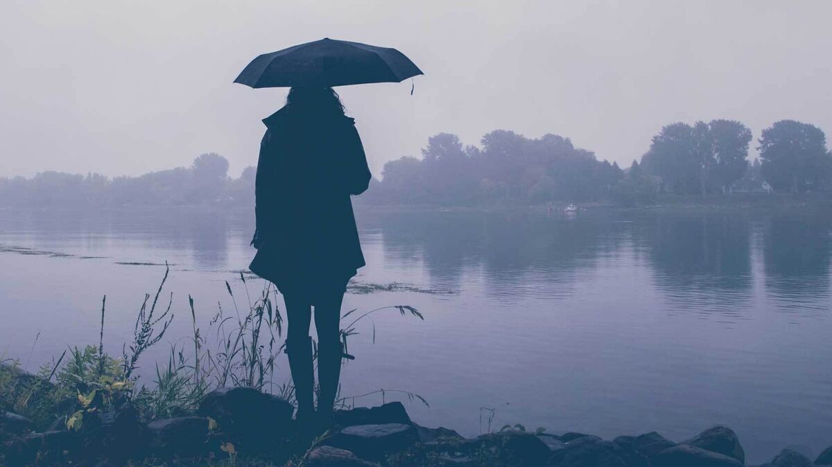 visual imagery woman standing by lake