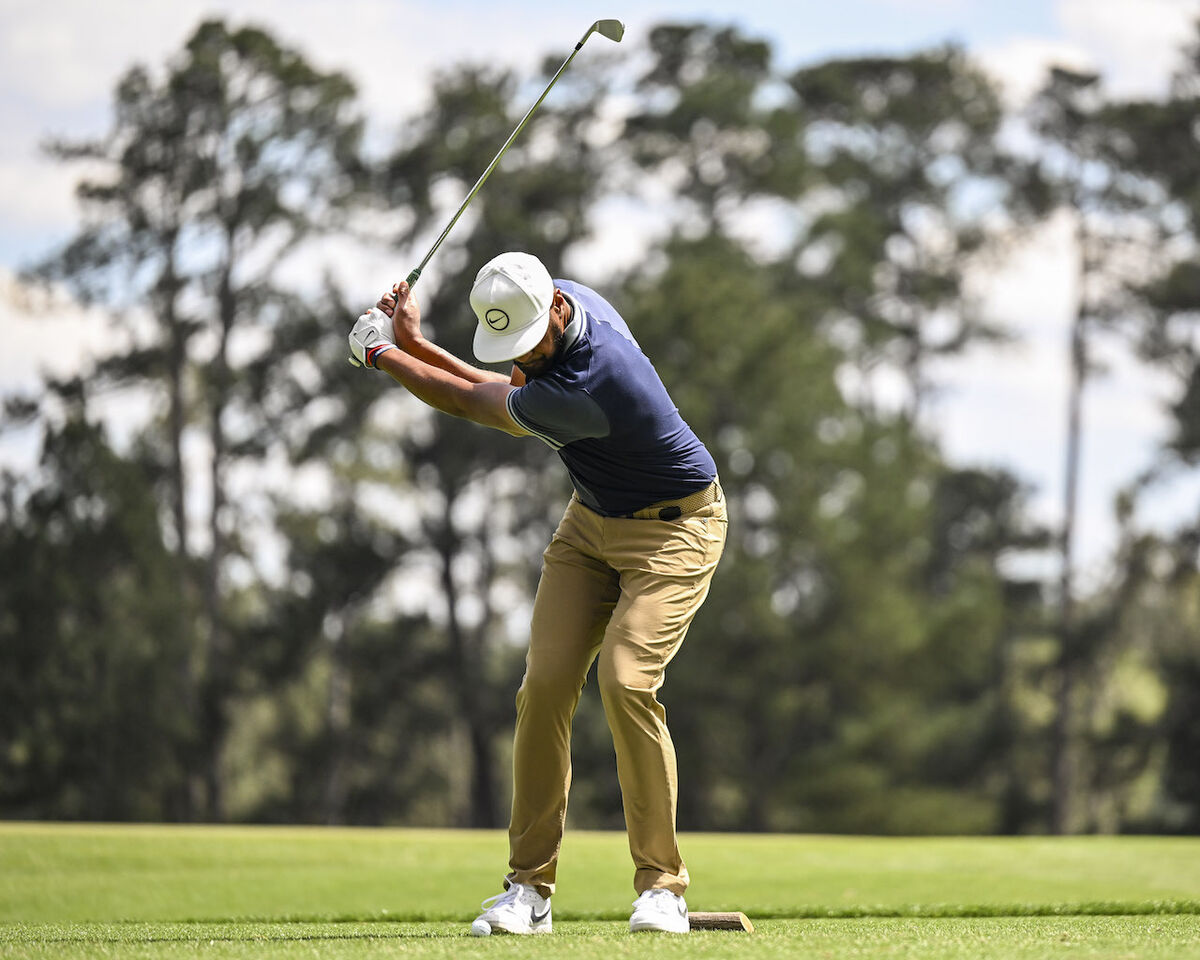 Tony Finau top of backswing