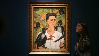 museum image of Self-portrait with Monkeys by Frida Kahlo