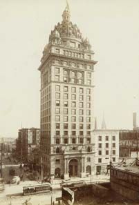 The Call Building after the 1906 earthquake.