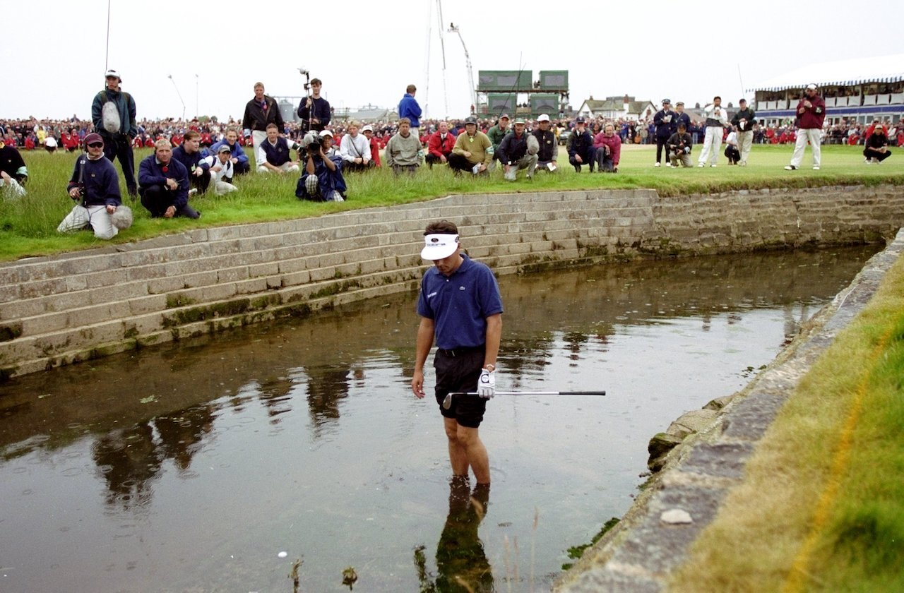 Jean Van de Velde in water at 18th hole