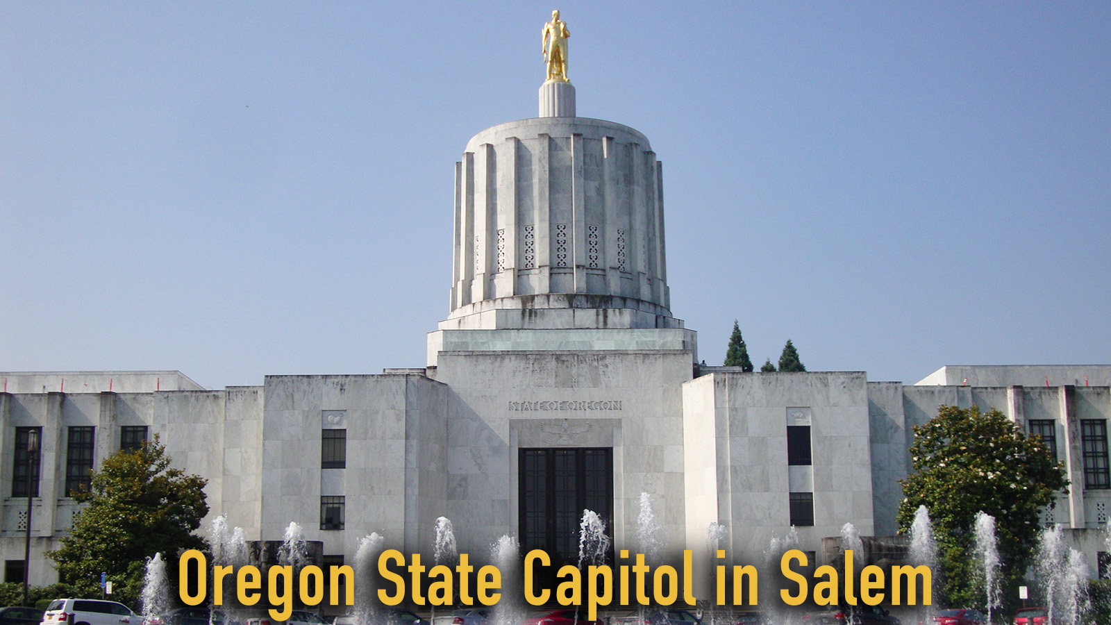 Oregon State Capitol building in Salem 2012